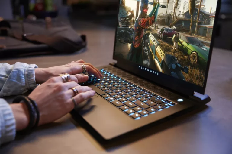 alienware-m15-01